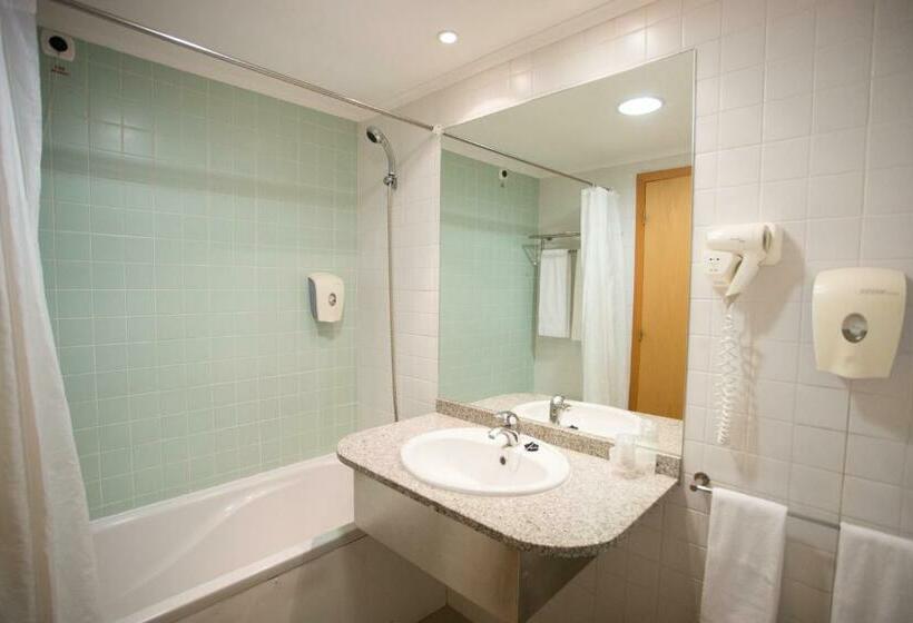 스탠다드 싱글 룸, Antillia