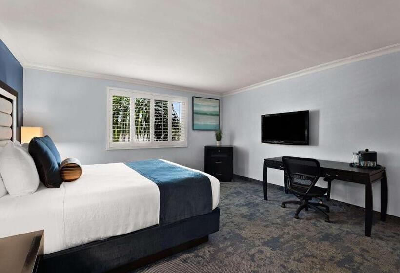 Люкс Адаптированный для Инвалидов, Best Western Plus Manhattan Beach