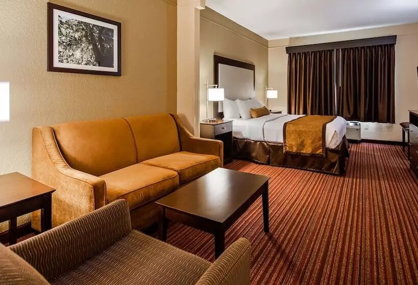 スイート, Best Western Plus Strawberry Inn & Suites
