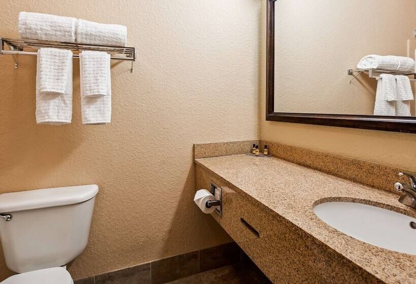 سوییت, Best Western Plus Strawberry Inn & Suites