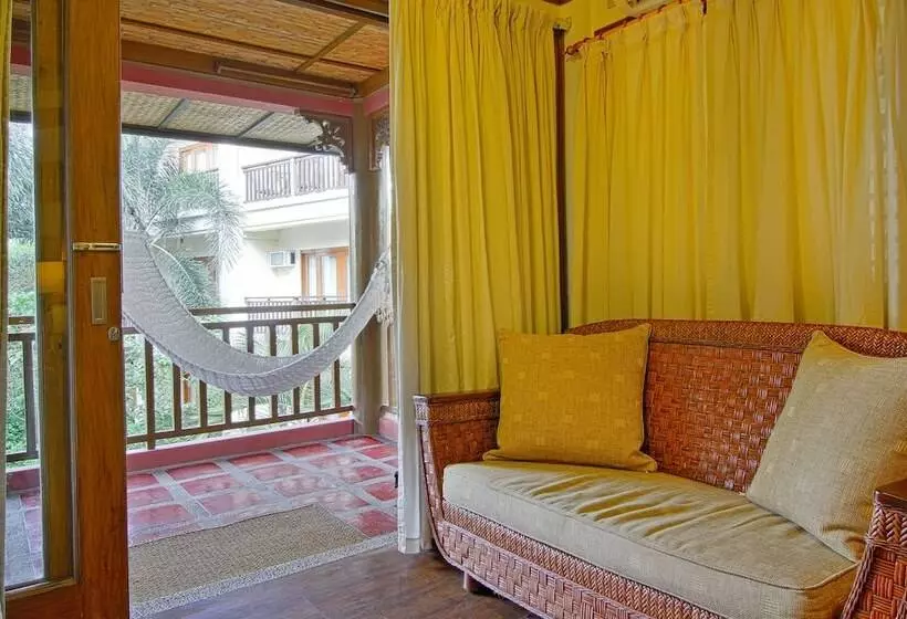 کابین, Boracay Tropics Resort