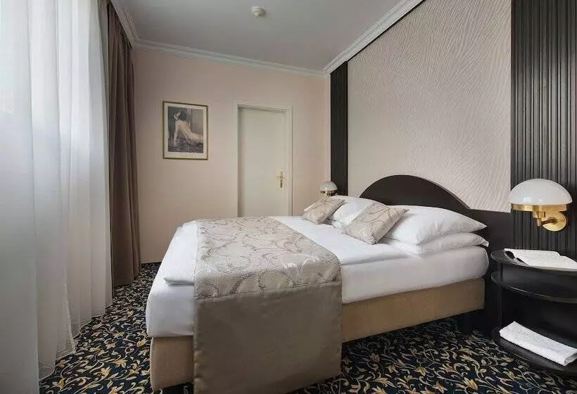 Standard-huone, Ea Hotel Royal Esprit