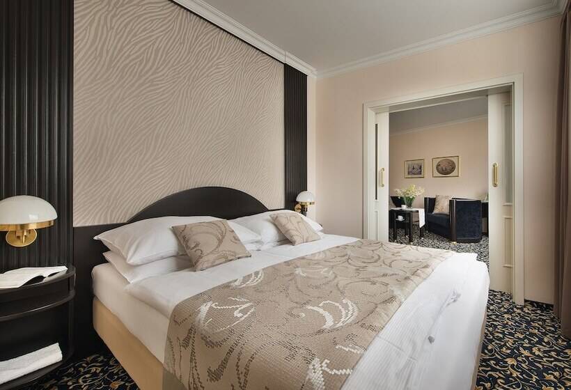 Семейный Номер, Ea Hotel Royal Esprit