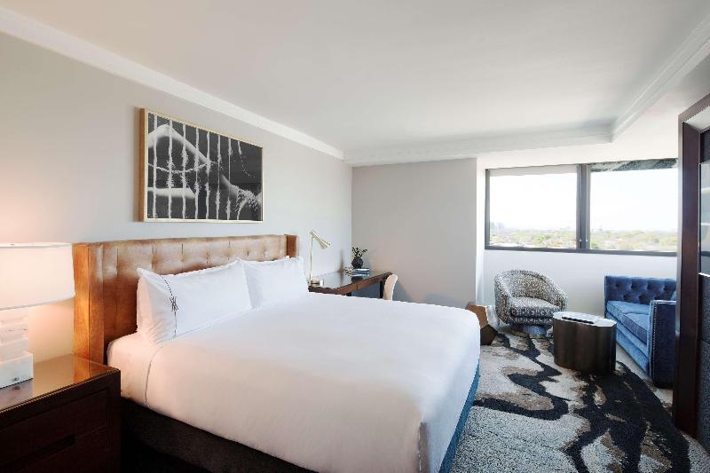 带大床的标准间, The Highland Dallas, Curio Collection By Hilton