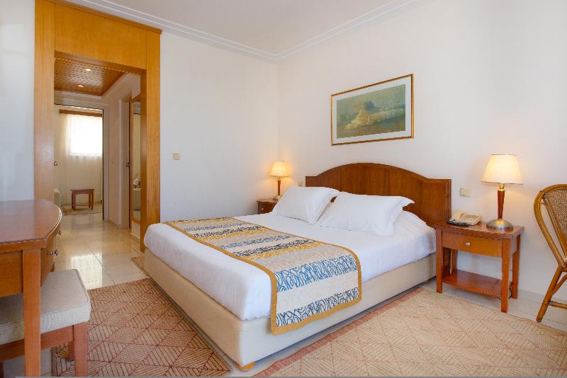 חדר משפחתי נוף לגינה, Iberostar Selection Creta Marine