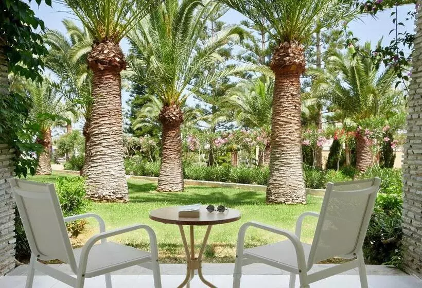 庭の見えるシングルルーム, Iberostar Selection Creta Marine