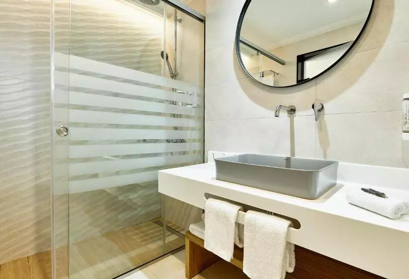 オーシャンビューのプレミアムルーム。, Iberostar Selection Creta Marine