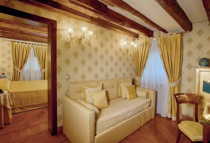 سوییت, Palazzo Stern