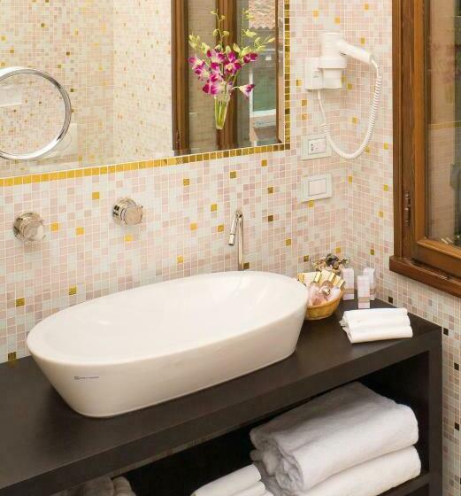 اتاق سوپریور, Palazzo Stern