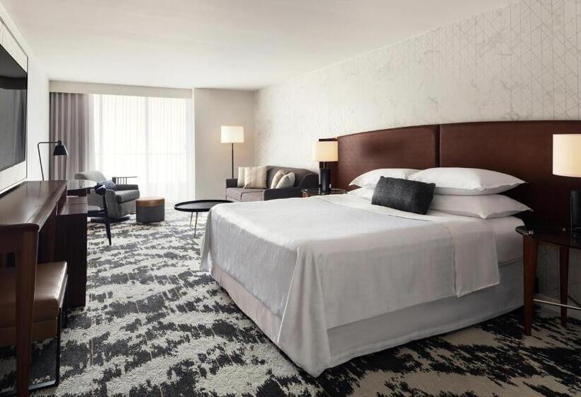 带大床的小型套房, Sheraton Vancouver Airport