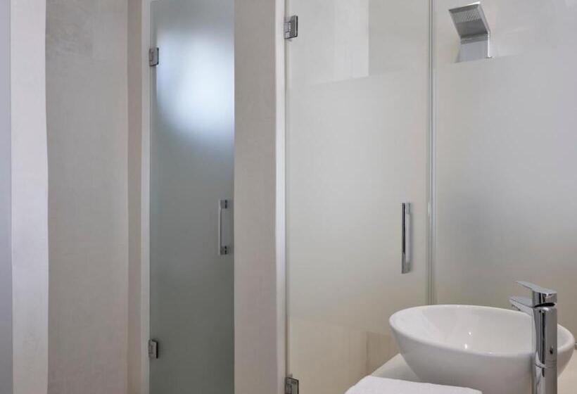 2 Bedrooms Suite Sea View, Sunrise Beach Mykonos   A Myconian Collection