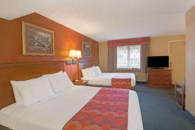 标准间, Super 8 By Wyndham Downtown Gatlinburg At Convention Center