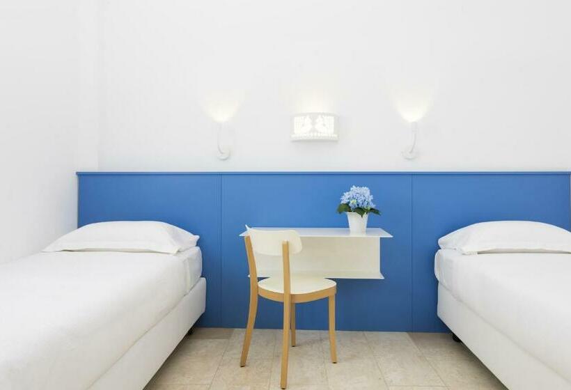 غرفة عائلية, Tirreno Resort