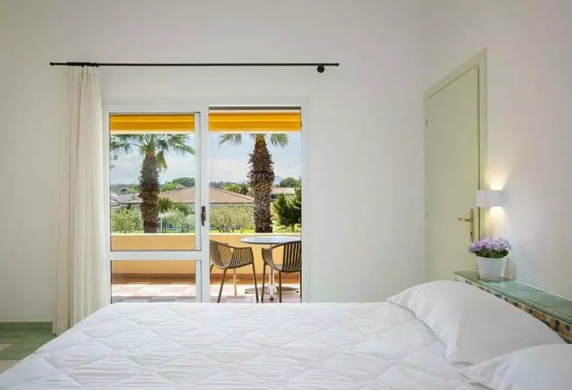 スタンダードバンガロー, Tirreno Resort