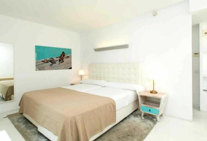 جناح جونيور, Zhero