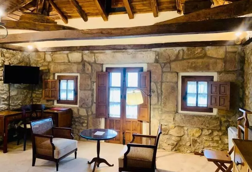 اتاق پرمیوم, Posada La Torre De La Quintana