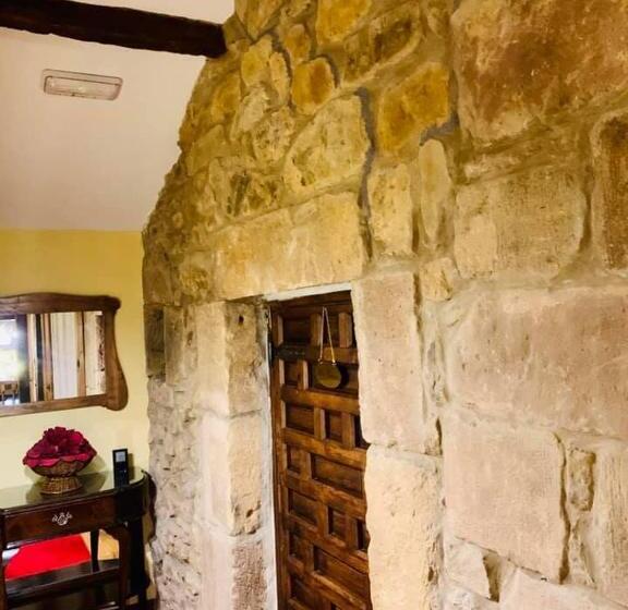 اتاق پرمیوم, Posada La Torre De La Quintana