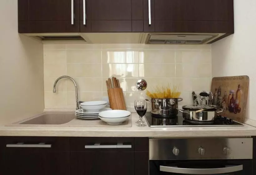 استودیوی کلاسیک, Quadra Key Easy Home In Florence