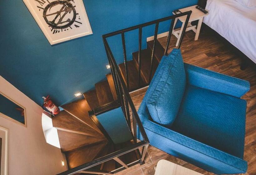 컴포트 룸, Old Town Inn