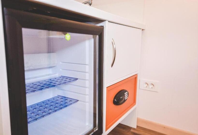 기본룸, Old Town Inn