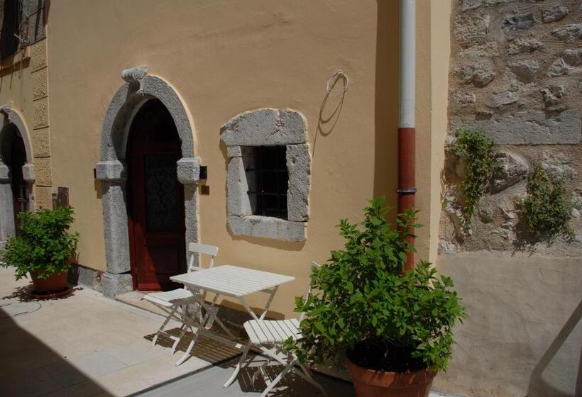 디럭스 룸, Old Town Inn