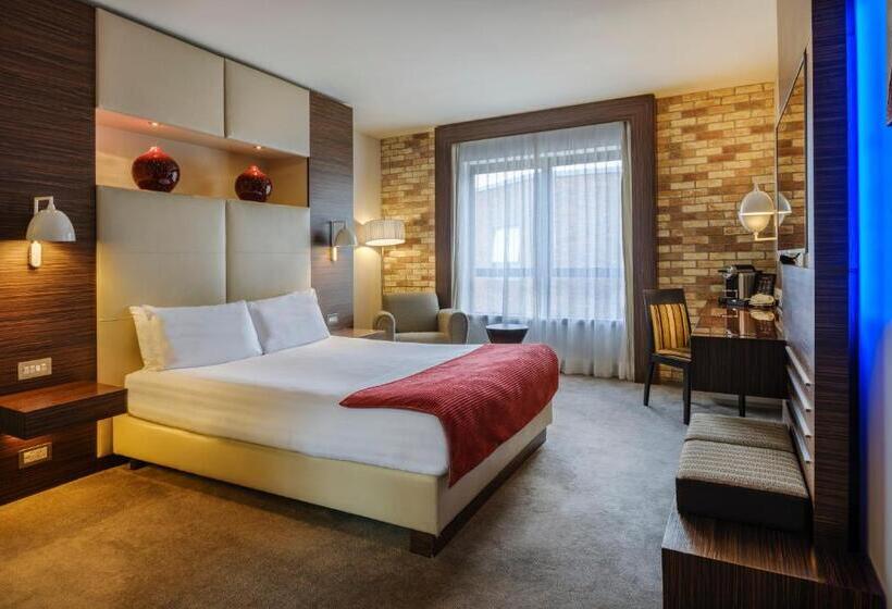 غرفة كلاسيكية, Absolute Hotel Limerick