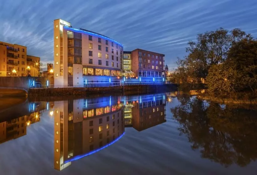 اتاق کلاسیک, Absolute Hotel Limerick
