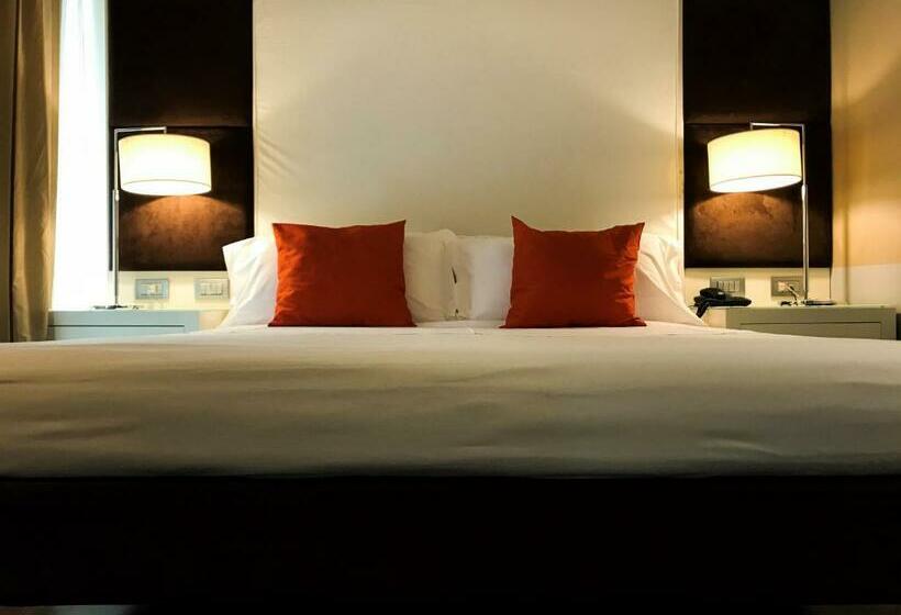 سوییت جونیور, Smy Bologna Centrale