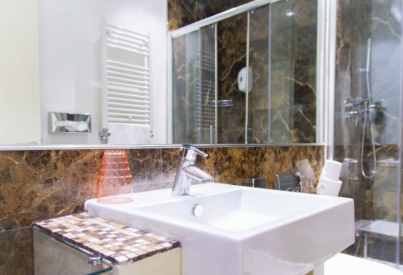 سوییت جونیور, Smy Bologna Centrale