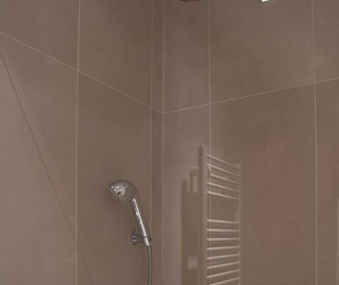 اتاق کلاسیک, Smy Bologna Centrale