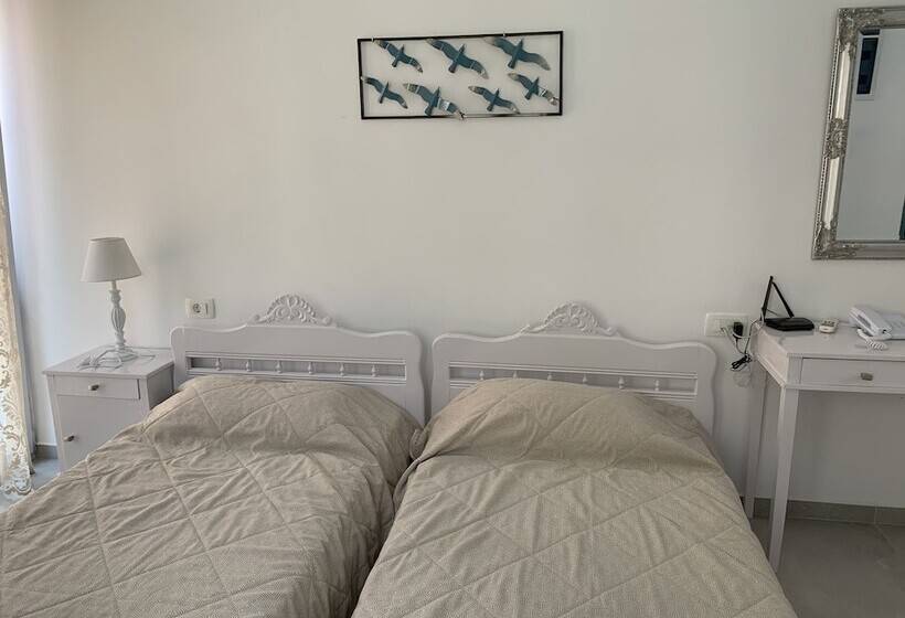 Номер Стандарт, Blue Sea