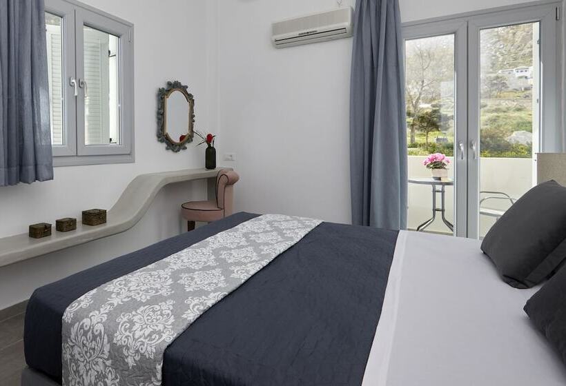 컴포트 룸, Blue Sea