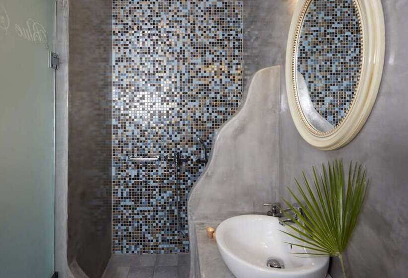 수피리어 룸, Blue Sea