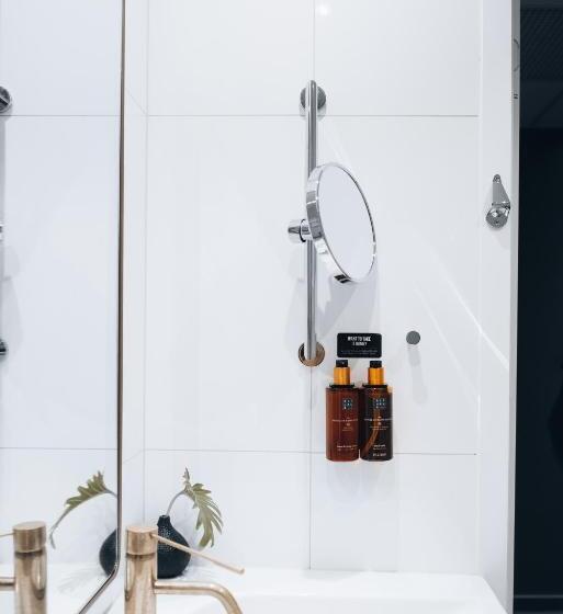 اتاق استاندارد, Clarion Hotel Gillet