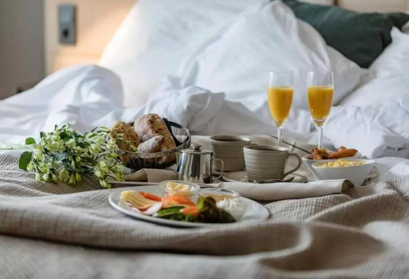 اتاق لوکس, Clarion Hotel Gillet
