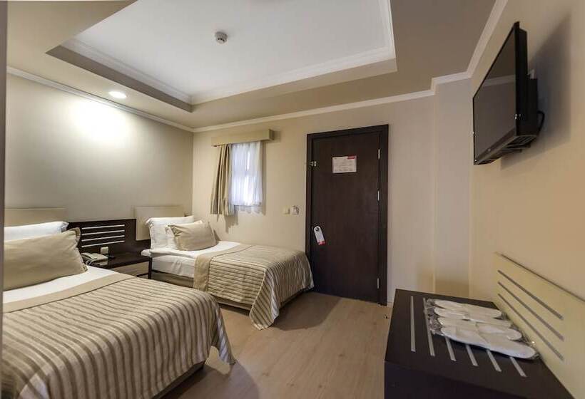 家庭间, Club Nena  All Inclusive