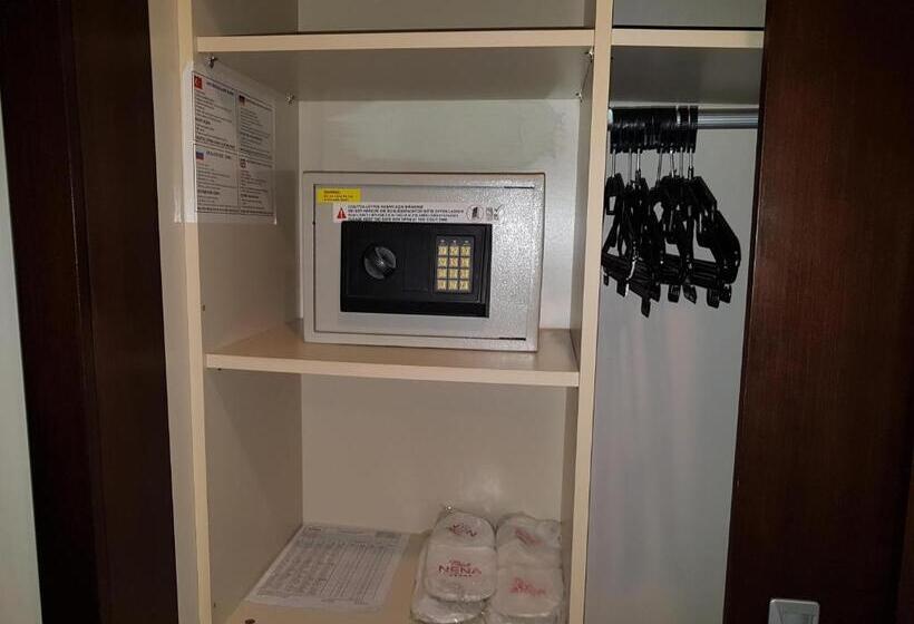 家庭间, Club Nena  All Inclusive