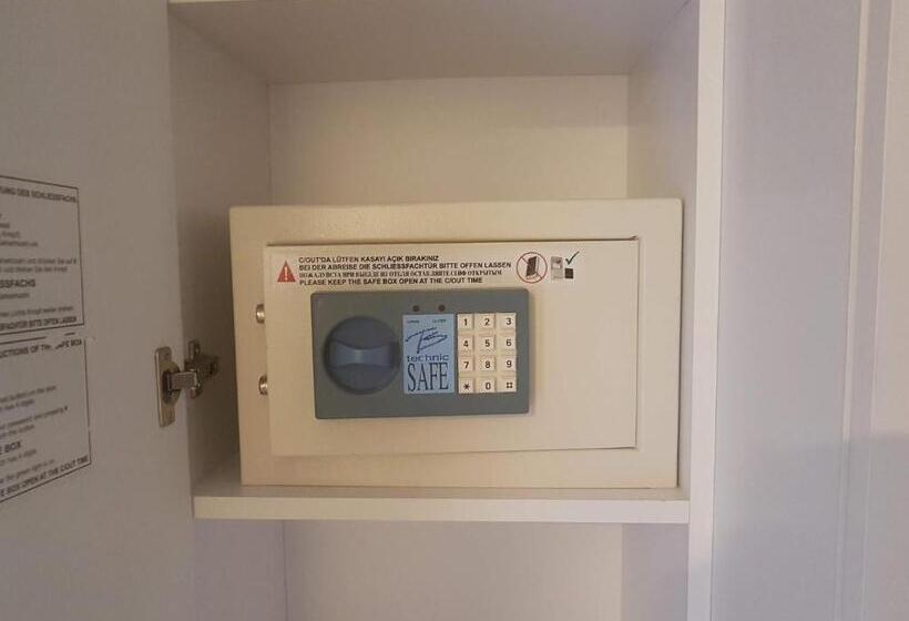 标准三人间, Club Nena  All Inclusive