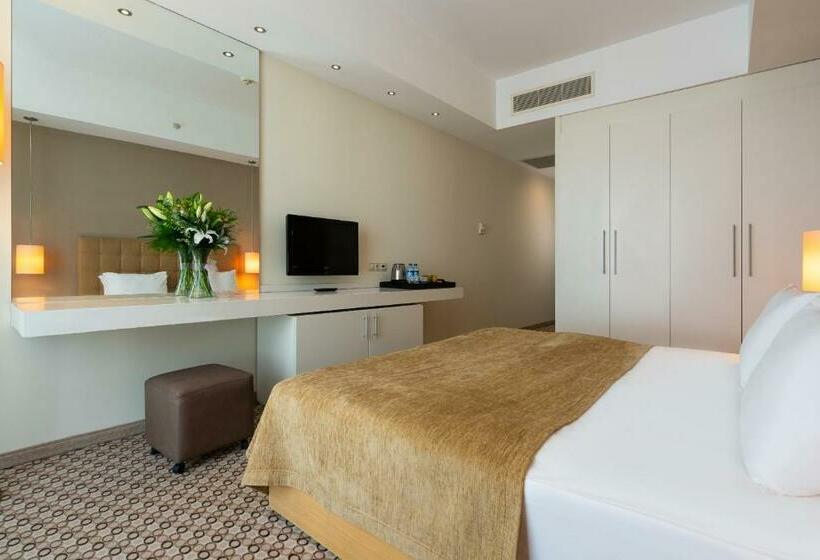 اتاق استاندارد با چشم‌انداز دریا, Crystal Centro Resort  Ultimate All Inclusive