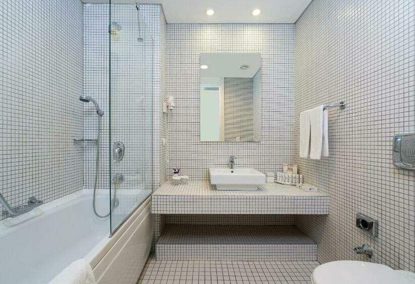 اتاق اساندارد با چشمانداز جانبی به دریا, Crystal Centro Resort Ultimate All Inclusive