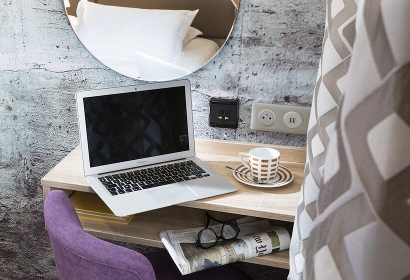 行政房间, Daumesnil Vincennes