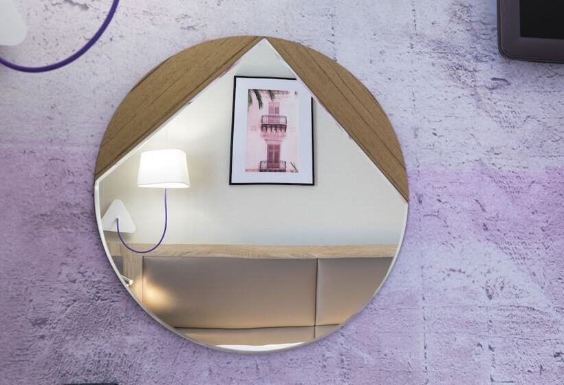 行政房间, Daumesnil Vincennes