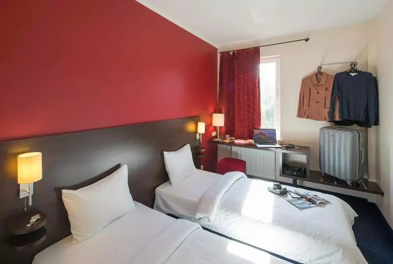 Standard Room, Dodo