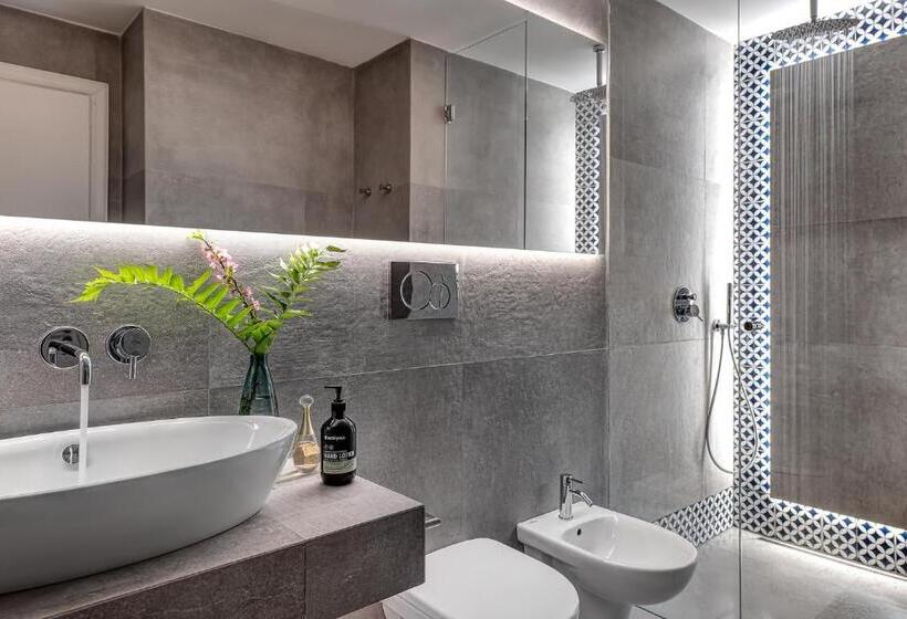 2-Bedroom Classic Apartment, Gocce Di Capri Resort