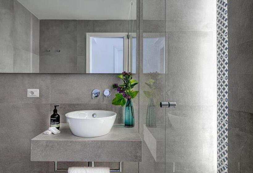 2-Bedroom Classic Apartment, Gocce Di Capri Resort