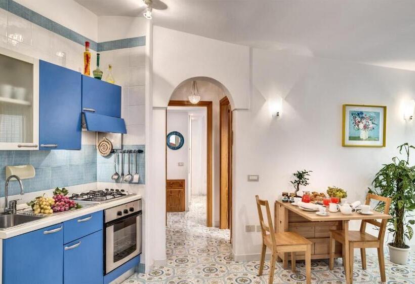 オーシャンビューの1ベッドルームデラックスアパート, Gocce Di Capri Resort