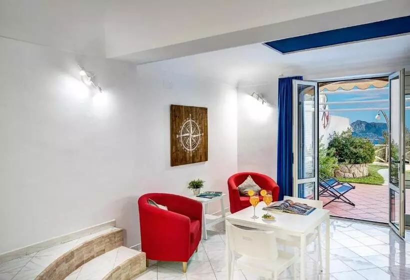 استودیو لوکس با چشم‌انداز دریا, Gocce Di Capri Resort