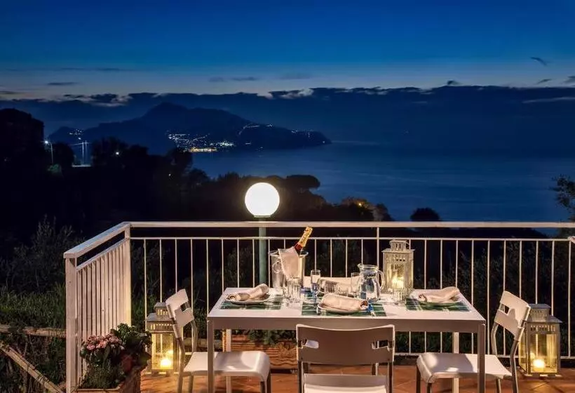 آپارتمان 2 خوابه با چشم‌انداز دریا, Gocce Di Capri Resort