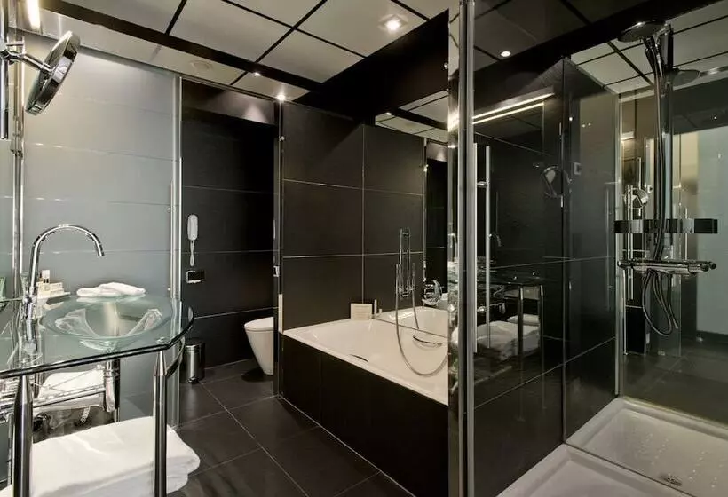 اتاق استاندارد, Hilton Madrid Airport