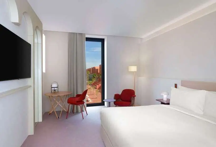 اتاق استاندارد با تخت بزرگ, Hilton Madrid Airport